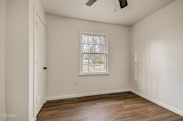 457 Merman Road, Kingsport, TN 37663