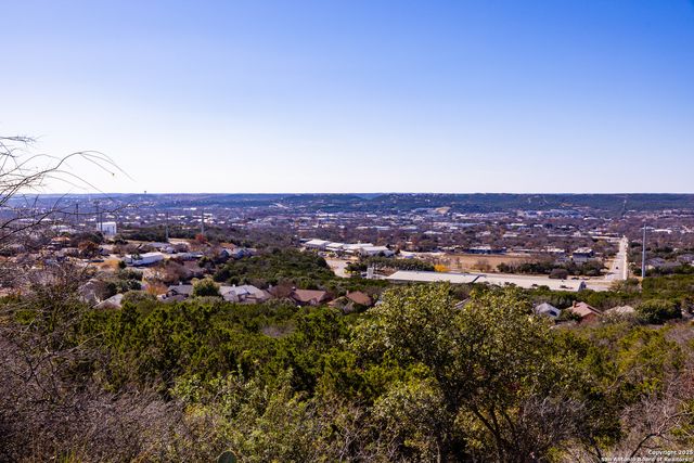 2025 Balmoral Drive # 2025, Kerrville, TX 78028