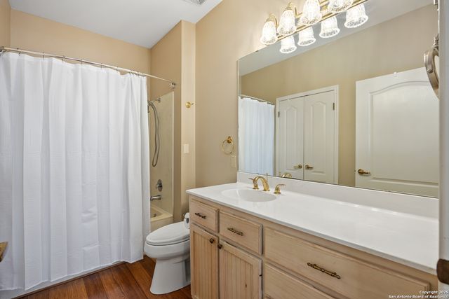 2025 Balmoral Drive # 2025, Kerrville, TX 78028