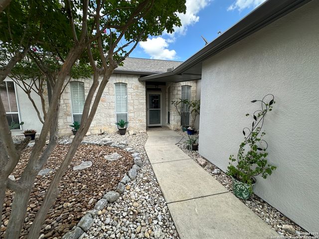 2025 Balmoral Drive # 2025, Kerrville, TX 78028