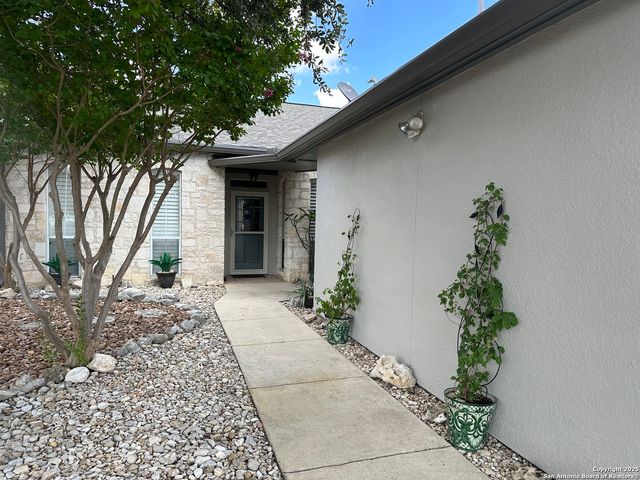 2025 Balmoral Drive # 2025, Kerrville, TX 78028