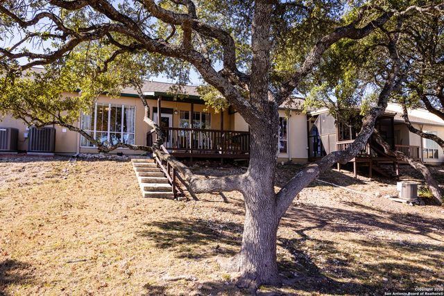 2025 Balmoral Drive # 2025, Kerrville, TX 78028