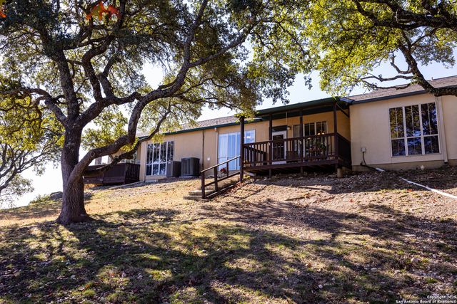 2025 Balmoral Drive # 2025, Kerrville, TX 78028