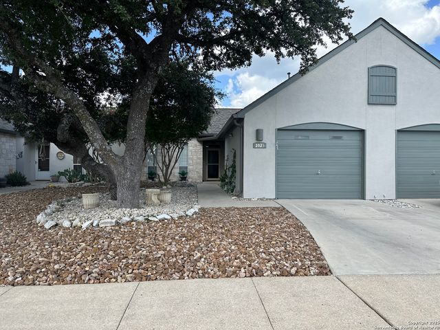 2025 Balmoral Drive # 2025, Kerrville, TX 78028