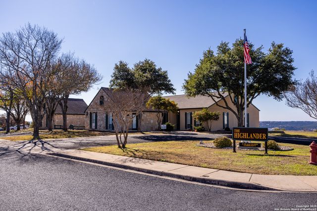 2025 Balmoral Drive # 2025, Kerrville, TX 78028