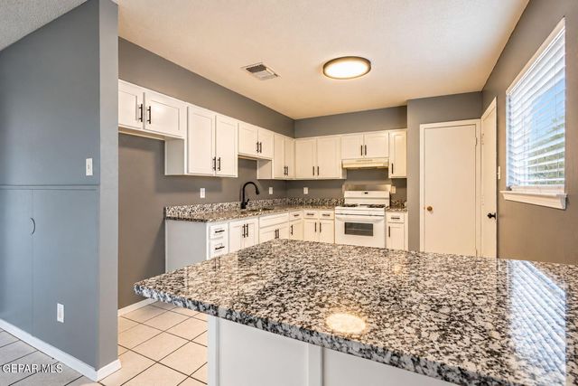 11137 PINK CORAL Drive, El Paso, TX 79936