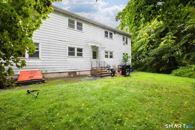 86 Oak Ridge Drive 39, New Haven, CT 06513