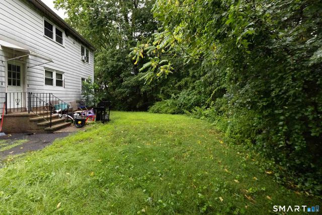 86 Oak Ridge Drive 39, New Haven, CT 06513