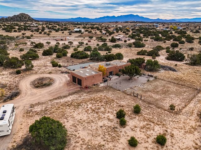 51 Lone Butte Drive, Santa Fe, NM 87508