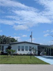 151 Pine Key LN # 26, Naples, FL 34114