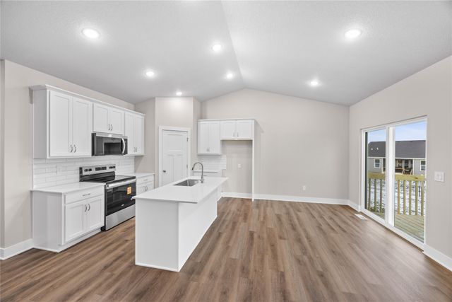 900 Walnut Drive, Norwalk, IA 50211