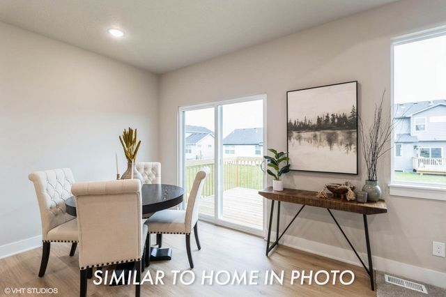 900 Walnut Drive, Norwalk, IA 50211