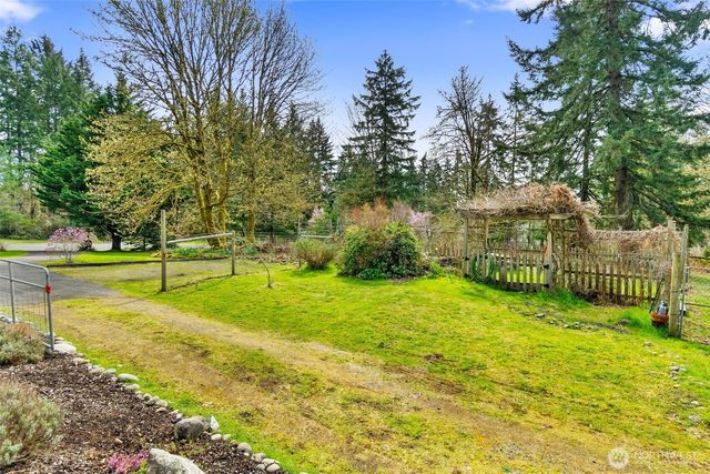 2222 107th Lane SE, Olympia, WA 98501