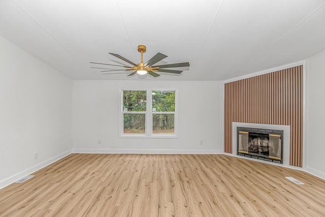 8157 Woodland Dr., Myrtle Beach, SC 29588