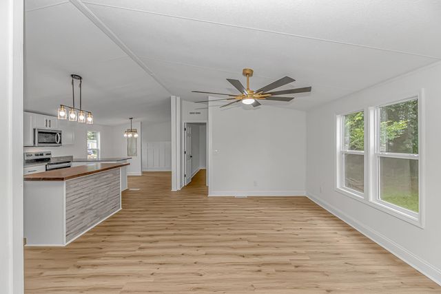 8157 Woodland Dr., Myrtle Beach, SC 29588
