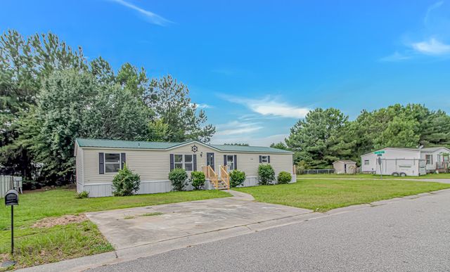 8157 Woodland Dr., Myrtle Beach, SC 29588
