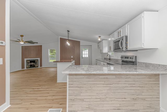8157 Woodland Dr., Myrtle Beach, SC 29588