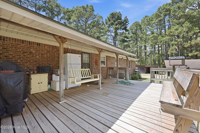 1156 S Asbury Church Road, Washington, NC 27889