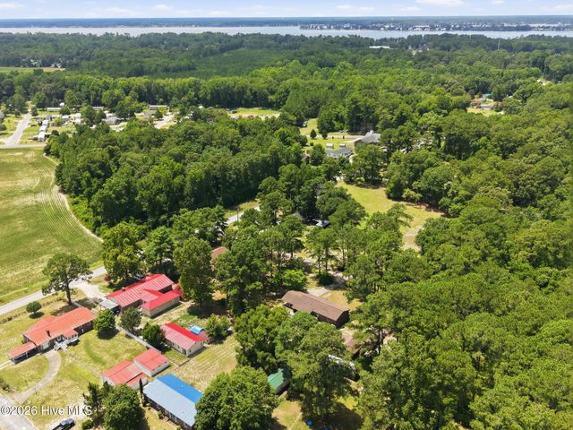 1156 S Asbury Church Road, Washington, NC 27889