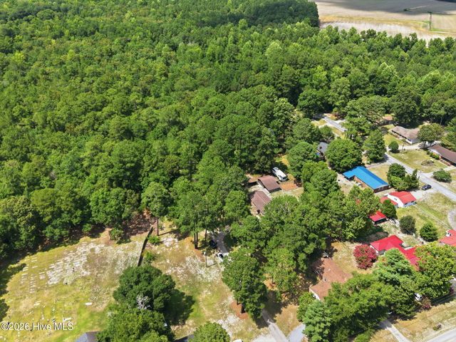 1156 S Asbury Church Road, Washington, NC 27889
