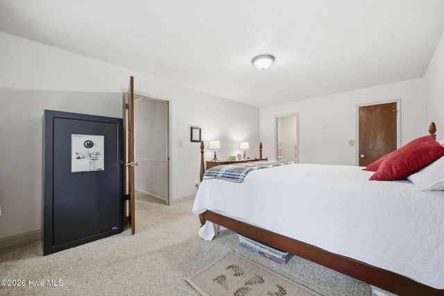 1156 S Asbury Church Road, Washington, NC 27889