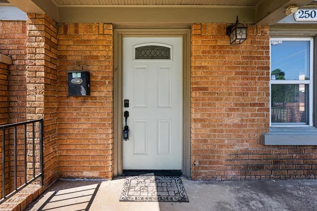 2505 NW 22nd Street, Oklahoma City, OK 73107