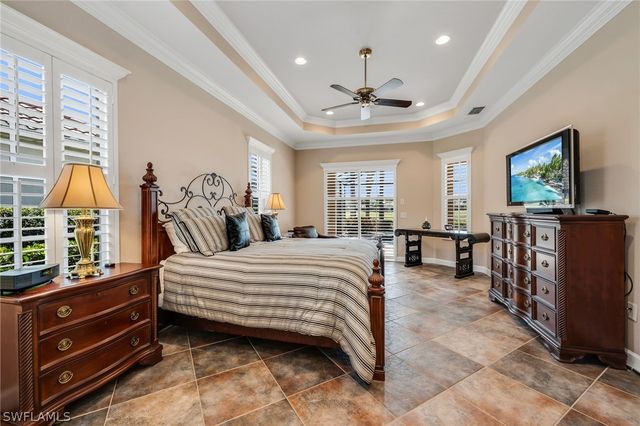 11906 Heather Woods CT, Naples, FL 34120