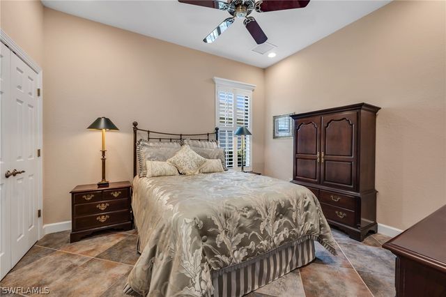 11906 Heather Woods CT, Naples, FL 34120