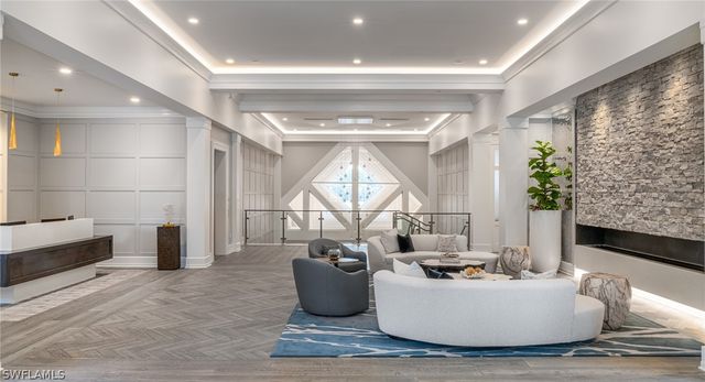 11906 Heather Woods CT, Naples, FL 34120