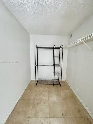7451 NW 16th Street 304, Plantation, FL 33313