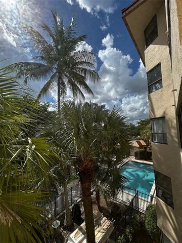 7451 NW 16th Street 304, Plantation, FL 33313