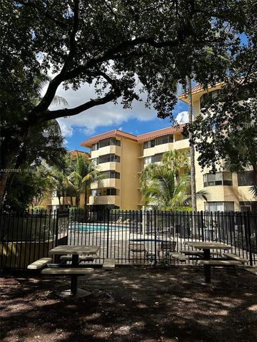 7451 NW 16th Street 304, Plantation, FL 33313