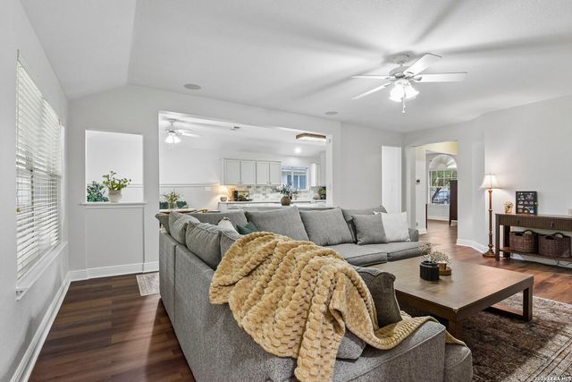 8311 Copperglen, Converse, TX 78109