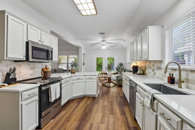 8311 Copperglen, Converse, TX 78109