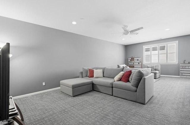 39186 Clydesdale Circle, Temecula, CA 92591