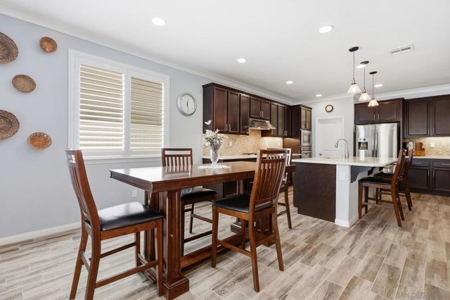 39186 Clydesdale Circle, Temecula, CA 92591