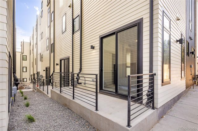 1230 N ZENOBIA Street 4, Denver, CO 80204