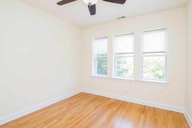 2035 W Arthur Avenue 3W, Chicago, IL 60645