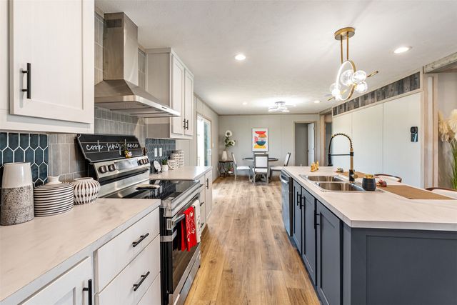 709 Alfonso Dr, Corsicana, TX 75110