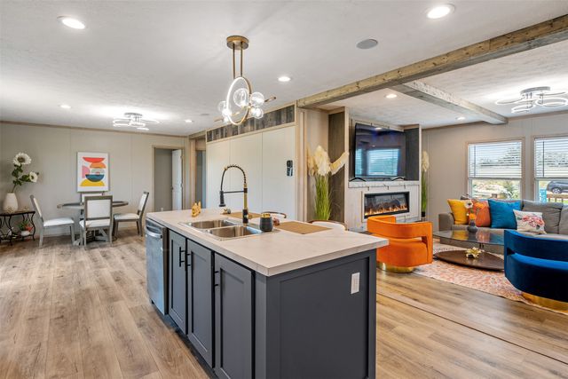 709 Alfonso Dr, Corsicana, TX 75110