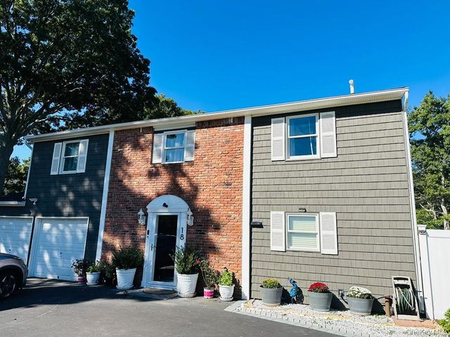 18 William Street, Brookhaven, NY 11727