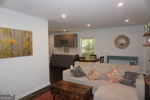 2163 Lilac Lane, Decatur, GA 30032
