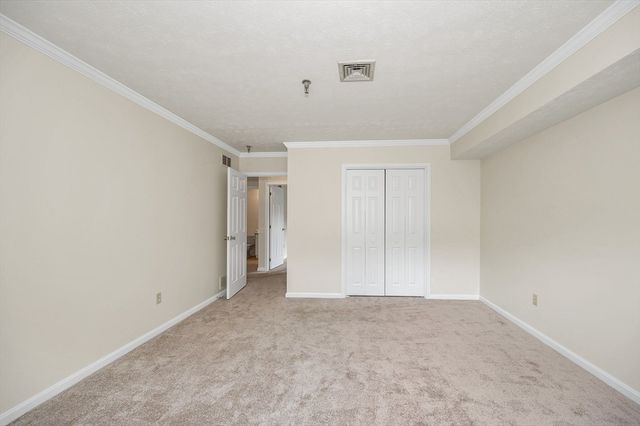 59 Mill St 301, Dracut, MA 01826