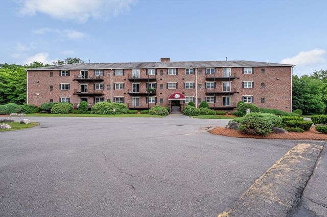 59 Mill St 301, Dracut, MA 01826