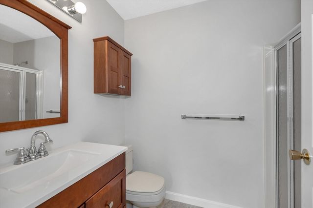 59 Mill St 301, Dracut, MA 01826