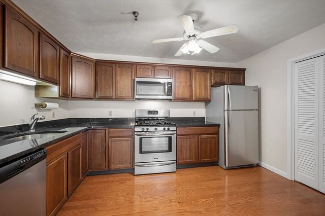 59 Mill St 301, Dracut, MA 01826