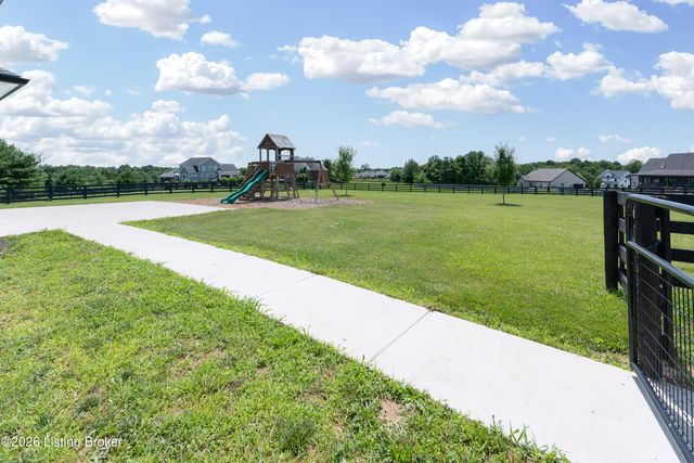 4920 Sycamore Run Dr, La Grange, KY 40031