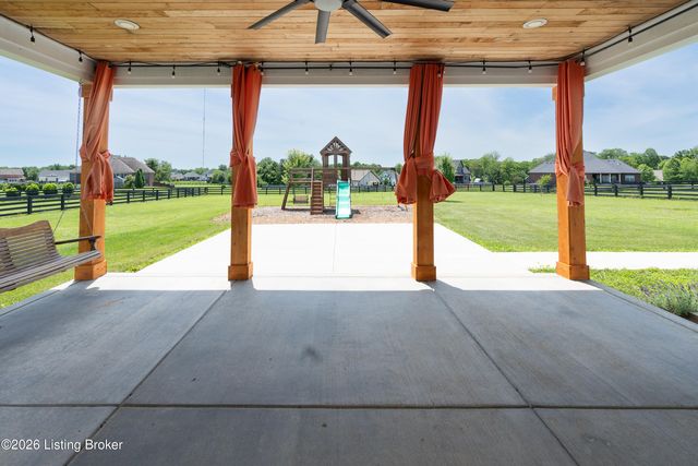 4920 Sycamore Run Dr, La Grange, KY 40031