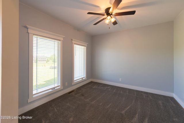 4920 Sycamore Run Dr, La Grange, KY 40031
