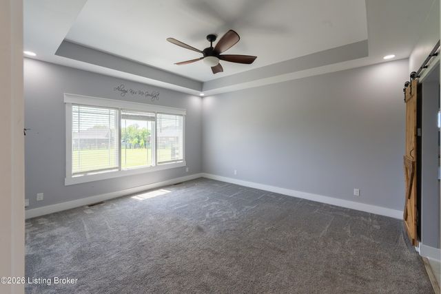 4920 Sycamore Run Dr, La Grange, KY 40031